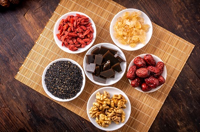 女人掉头发需要补什么 长头发的三大食物